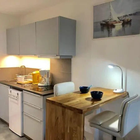 303, Heliopolis J Au Village Naturiste آجد